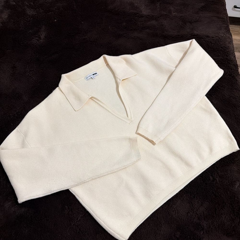 Fashion Nova Cream V-Neck Sweater